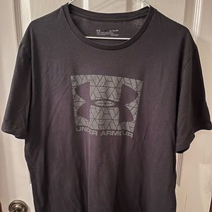 UA short sleeve tshirt